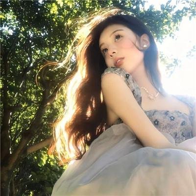 云裳艳曲封面